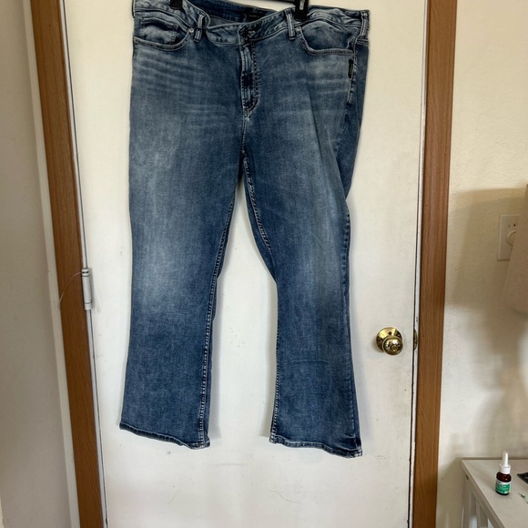 SILVER JEANS
Elyse Slim Boot SZ24/L31 - Picture 1 of 10